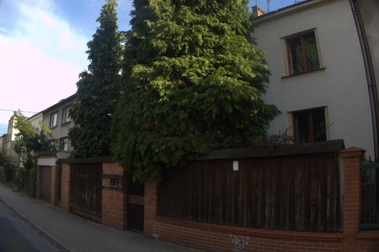 Comfort Garden View Apartment Krakov 0*,