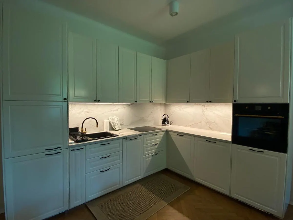 Comfort Garden View Apartment Krakov