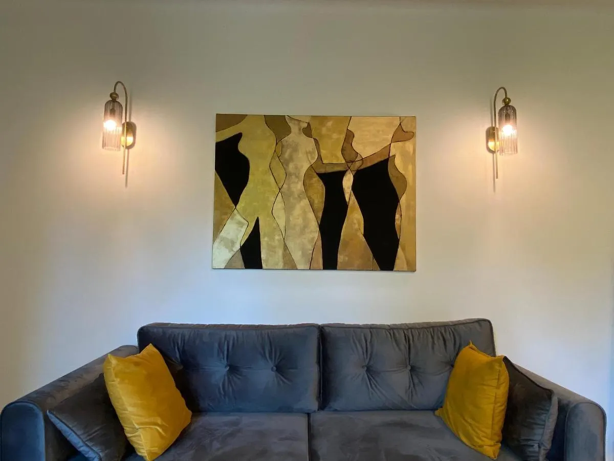 Comfort Garden View Apartment Krakow Poland