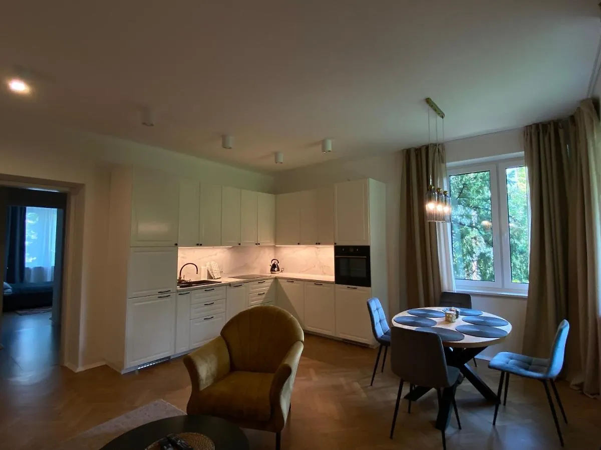 Comfort Garden View Apartment Krakow