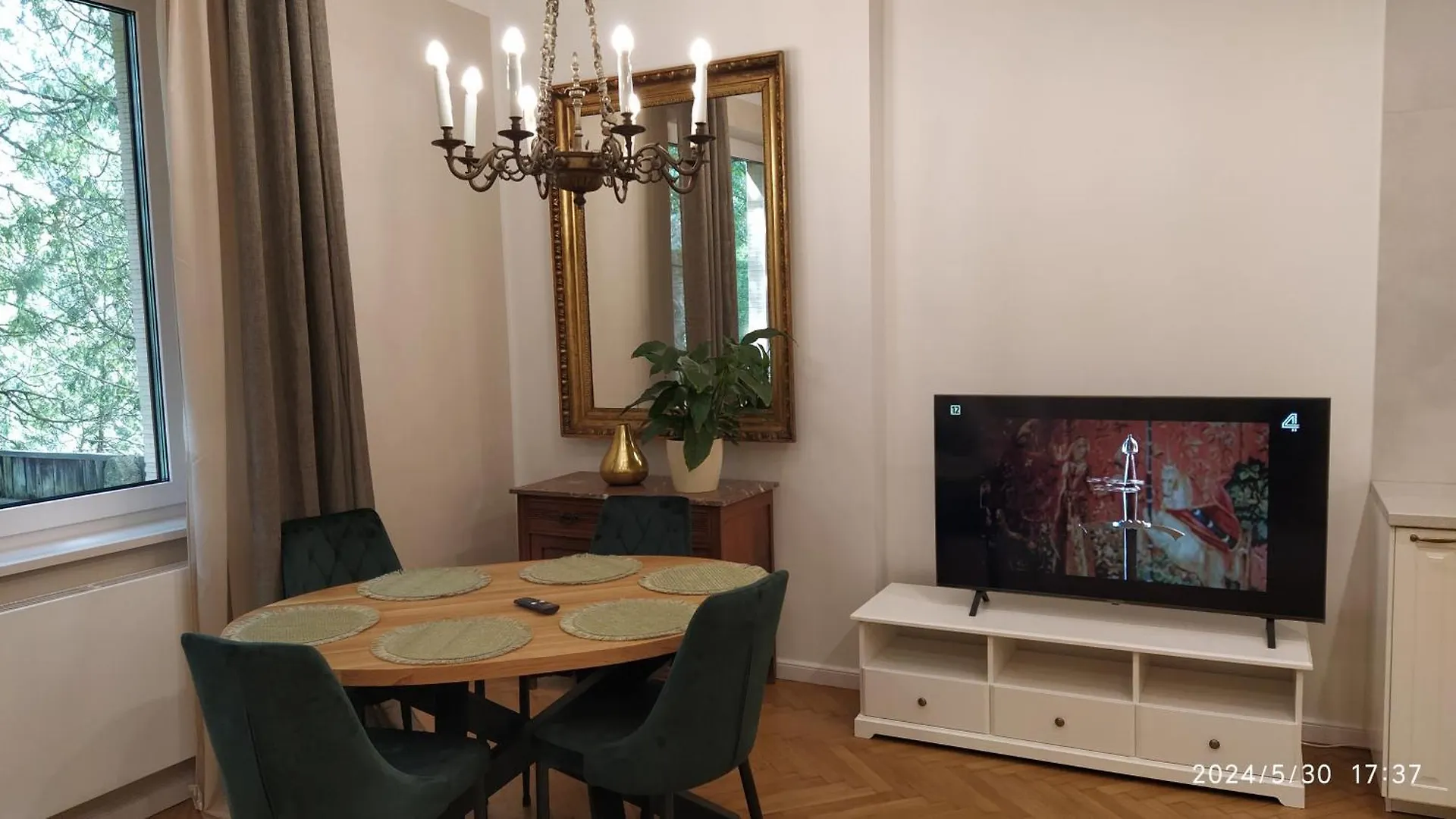 Comfort Garden View Apartment Krakow